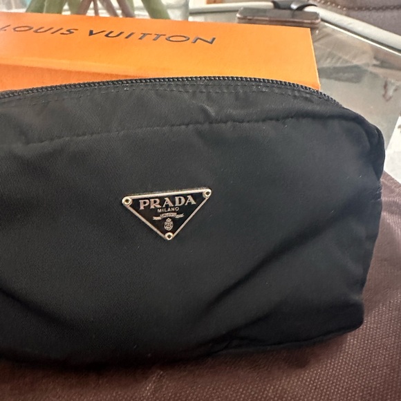 🎈SOLD🎈PRADA COSMETIC POUCH - Picture 10 of 11